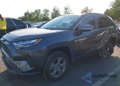 2022 Toyota Rav4 Xle из США, поврежденный, VIN 2T3W1RFV3NC196552